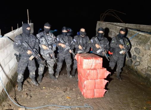 Drogas en manglares2