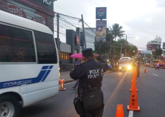 Microbusero multado de la 42