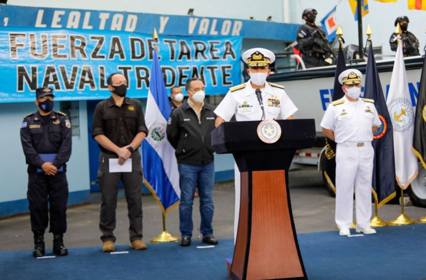 Droga en el Puerto de Acajutla