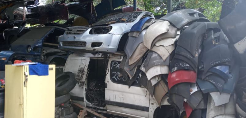 Repuestos en la Troncal