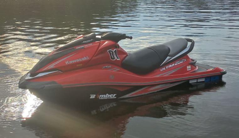 Jet ski