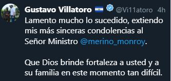 Villatoro dando condolencias