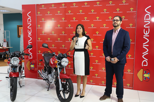 Entrega Premios 2do Sorteo Ahorromanía del Banco Davivienda Salvadoreño S.A., en la Agencia Davivienda del Centro Financiero en Avenida Olímpica en San Salvador, el 3 de junio de 2022
Foto Banco Davivienda /Salvador Melendez