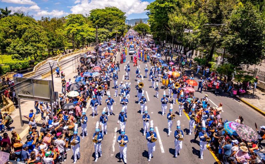 Desfile del correo3