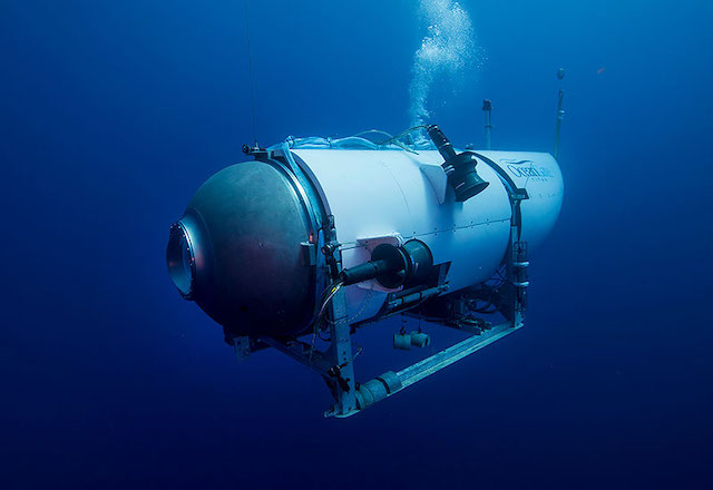 titan-calm-underwater-bks
