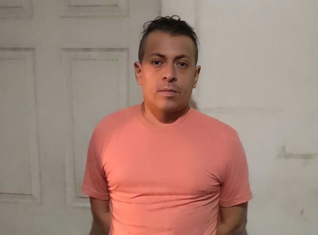 José Enrique Morales Mendoza, detenido por atropellar a un hombre en Zaragoza,
 La Libertad