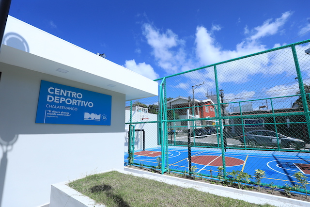 DOM CENTRO DEPORTIVO LA LAGUNA CHALATENANGO 4