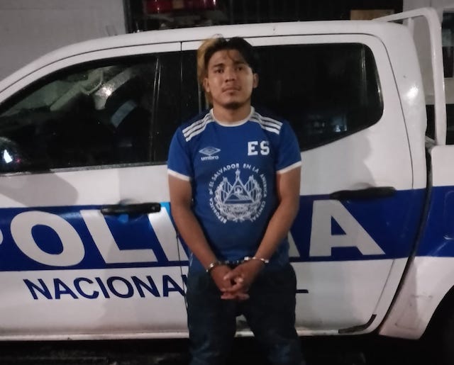 Cristian Isai?as Aguirre Trejo 22 an?os conduccio?n peligrosa accidente San Salvador