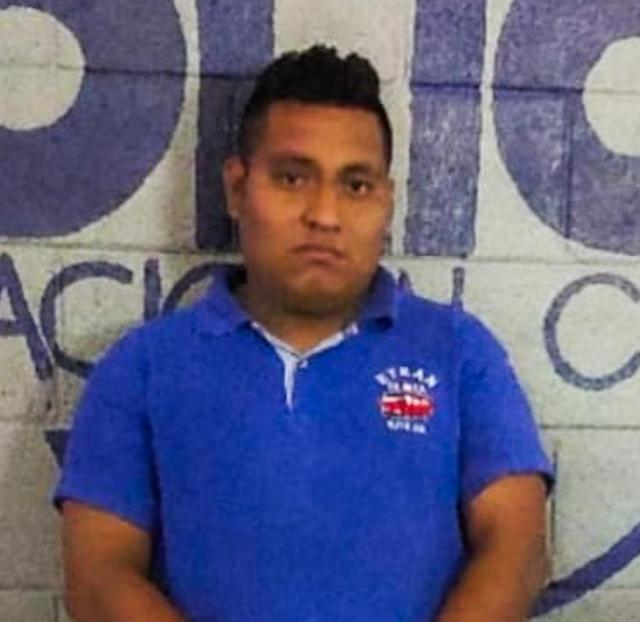 Carlos Javier Salazar García microbusero accidente Mejicanos siete vehículos