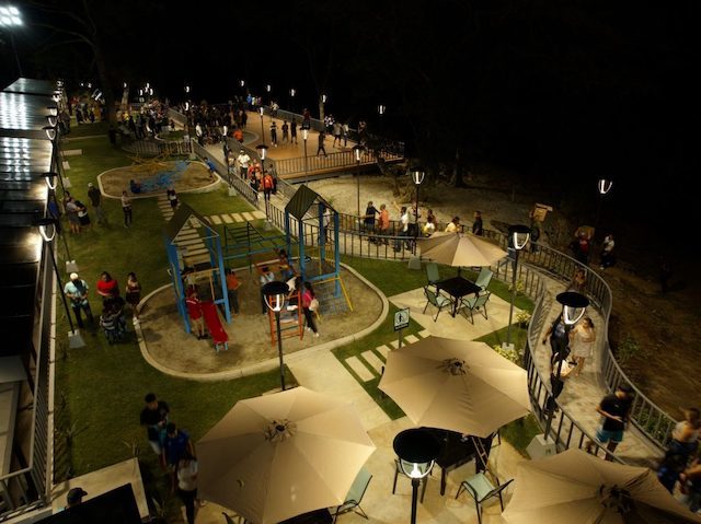 Centro Deportivo José Mario González Sermeño de Tepecoyo, La Libertad-
