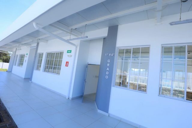 Entregan Centro Escolar Los Almendros en Acajultla, Sonsonate 01