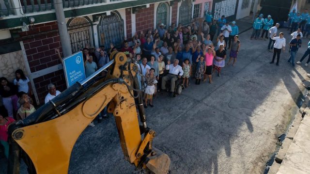 Plan Nacional de bacheo en San Lorenzo, San Vicente 1