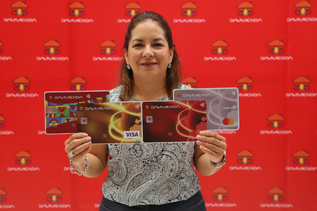 Conferencia de Prensa de Tarjetas de Crédito por las Promociones en el Día del Padre, en la Agencia Centro Financiero Olímpica, en San Salvador, El Salvador, el 5 de junio de 2024.
Foto Banco Davivienda/ Salvador Meléndez