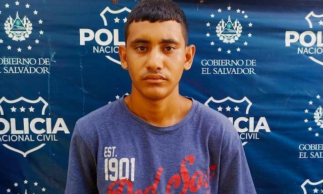 Daniel de Jesús Martínez Pascacio, alias Travieso, MS-13 arma de fuego abandonada 2