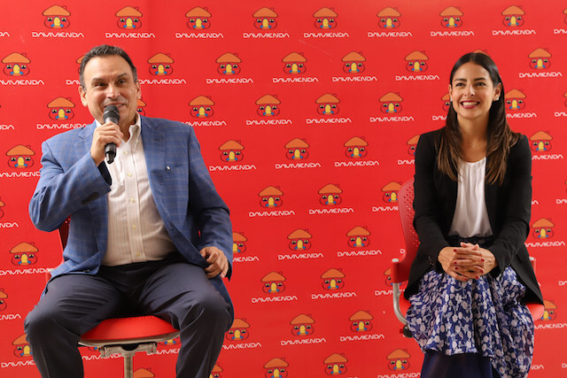 Conferencia de Prensa de Banco Davivienda para anunciar el "Festival del Ahorro" como parte de los beneficios a sus clientes en El Salvador, el 29 de octubre de 2024, en las instalaciones del Centro Financiero.
Foto Banco Davivienda/ Salvador Meléndez