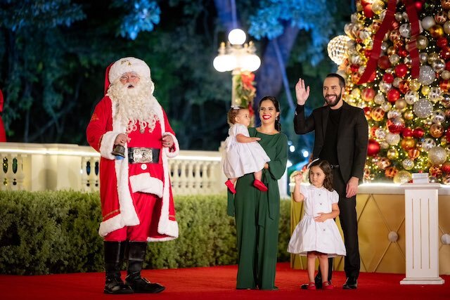 Bukele Navidad 2024