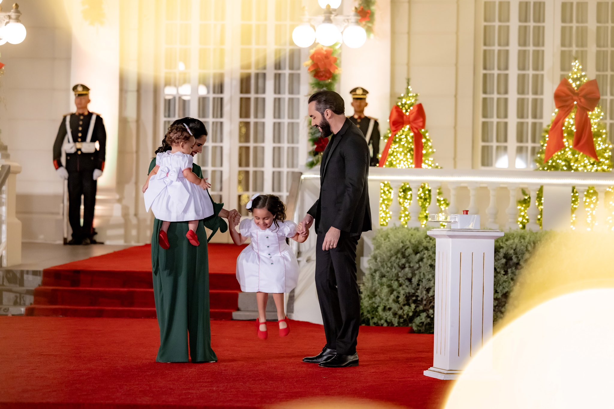 Bukele Navidad 2024 2