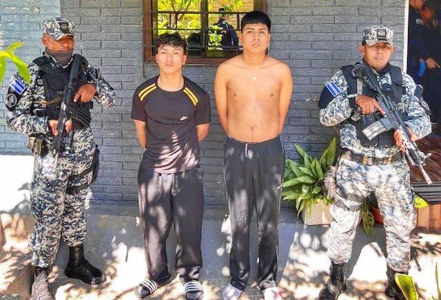 Gerson Vladimir Esquivel Rosales y Óscar Vladimir Cortez Iraheta, tráfico ilícito de drogas