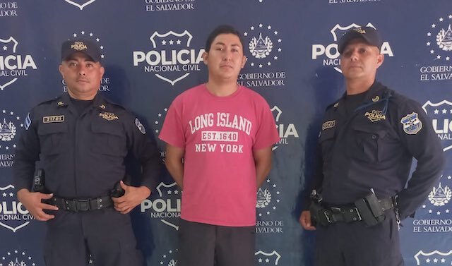 Luis René Rivera González, 25 años de edad, feminicidio agravado
