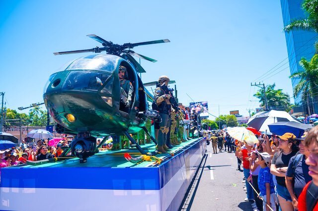 Fiestas Agostinas Desfile del Correo 10