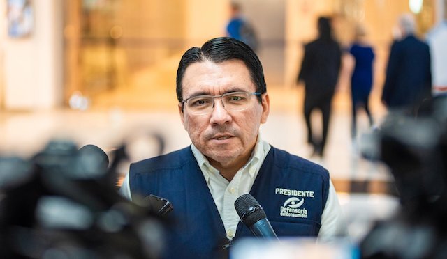 Ricardo Salazar, Defensoría del Consumidor