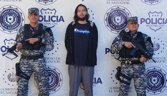 Alejandro Javier Durón Ramos, 25 años de edad, tráfico ilícito de drogas