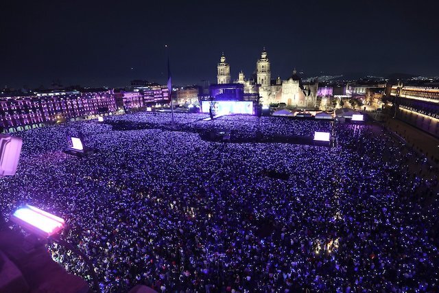 Shakira en Zócalo CDMX