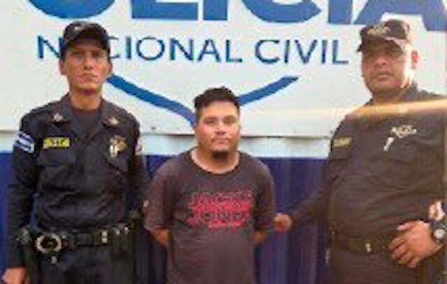 Roberto Antonio Ochoa Ruiz, 31 años, robo
