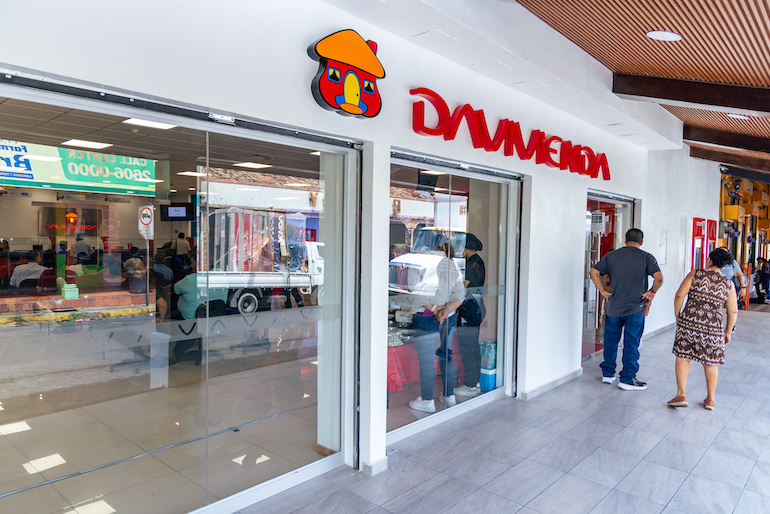 DAVIVIENDA MODERNIZA SUS AGENCIAS EN USULUTAN_2