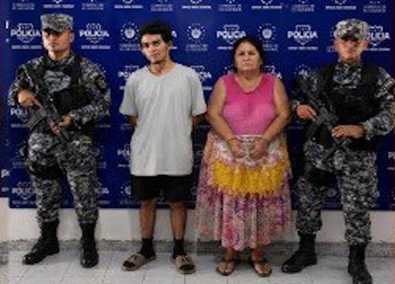 María Ángela Membreño Ventura, 65 años, y Erick Armando Ventura Membreño, 24 años, posesión y tenencia de drogas
