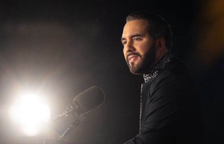 Bukele condecora a misión que fue a Venezuela 29-07-2026 2